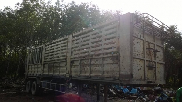 หางเทเลอร์ยาว10.50ม.ของJR.ไม่ดั้ม .สภาพดี ช่วงล่างดี ใช้งานปกติ เล่มพร้อม