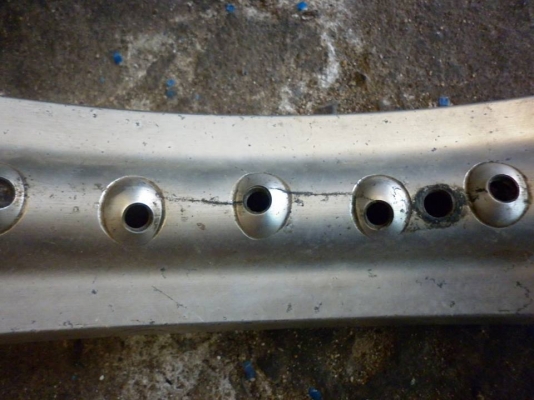 ขาบล้อ  D.I.D. 2.15-18