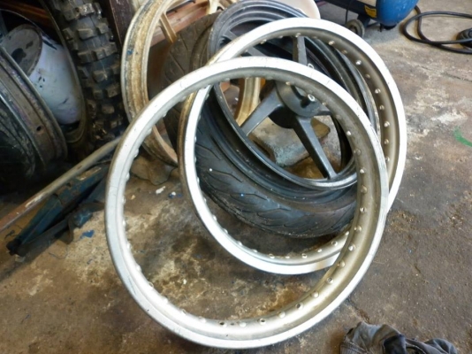 ขาบล้อ  D.I.D. 2.15-18