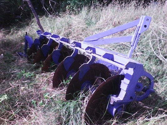 ขาย12000 ผานใส่รถไถใหญ่ฟอร์ดตามสภาพใช้งานได้ปกติ