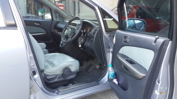 ้HONDA STREAM สภาพดีวิ่งน้อย