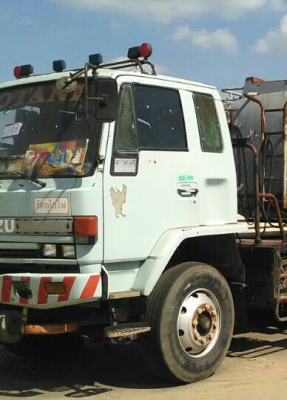 ขายๆ 850,000บ หัวลาก อีซูซุ FXZ23KFR 240นางฟ้า ปี38 และ เทนเลอร์ ถังน้ำมันโหลดล่าง 2คาน สภาพดีพร้อมใช้ ทะเบียนพร้อมโอน ขายๆ 850,000บ หัวลาก อีซูซุ FXZ23KFR 240นางฟ้า ปี38 และ เทนเลอร์ ถังน้ำมันโหลดล่าง 2คาน สภาพดีพร้อมใช้ ทะเบียนพร้อมโอน