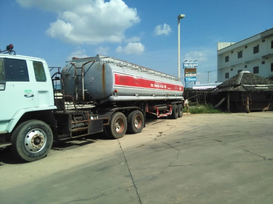 ขายๆ 850,000บ หัวลาก อีซูซุ FXZ23KFR 240นางฟ้า ปี38 และ เทนเลอร์ ถังน้ำมันโหลดล่าง 2คาน สภาพดีพร้อมใช้ ทะเบียนพร้อมโอน ขายๆ 850,000บ หัวลาก อีซูซุ FXZ23KFR 240นางฟ้า ปี38 และ เทนเลอร์ ถังน้ำมันโหลดล่าง 2คาน สภาพดีพร้อมใช้ ทะเบียนพร้อมโอน