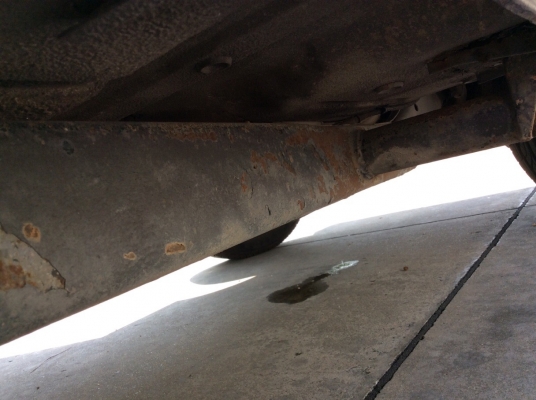 รถมาสด้า แฟมิเลีย มือเดียวป้ายแดง ปี92 เครื่อง 1.3 เกียร์ธรรมดา 5เกียร์ ภายในเดิมๆสะอาดแอร์หนาว วิทยุCD ตัวถังเดิมๆบางเดิมทั้งคันไม่มีชน ยางใหม่ แบตใหม่ ห้องเครื่องเดิมคัสซีดี เครื่องแน่นช่วงล่างดี รถขับดีครับ พร้อมใช้ เจาะทะลุจากโรงงานตั้งแต่ป้ายแดแจ้งปร