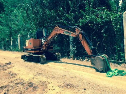 ขายแบคโค KH-15H เครื่องดี ช่วงล่างดี ทำงานเร็ว สภาพพร้อมใช้งาน ราคา105,000 สนใจโทร 090-8588220คุณนะ 093-3258446คุณบิว หรือเข้าดูสินค้าอื่นๆได้ที่ www.truck.in.th/498 หรือเพจFacebook ณรงค์ ซื้อขายรถมือสอง (เว็บไซต์ส่วนตัว) หรือFacebook ตลาดรถมือสอง คุณนะ