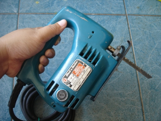 เลื่อยจิ๊กซอ Black & Decker made in England เลื่อยจิ๊กซอ Black & Decker made in England