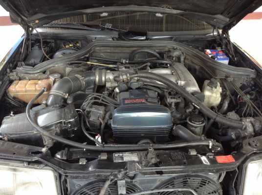 รถเก๋งสภาพดี พร้อมใช้งาน Benz ปี94 เครื่องJ. ติดแก๊สแล้ว เกียร์ออโต้ เบาะหนัง. มีจอทีวี ราคา 100,000 บ.