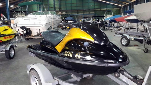 ขายเจ็ทสกี ยามาฮ่า GP1300R พร้อมเทเลอร์ เรือปี06