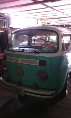 รถโฟล์คตู้แตงโม  สีเขียวหลังคาขาว ทูโทน คลาสสิก ปี 82