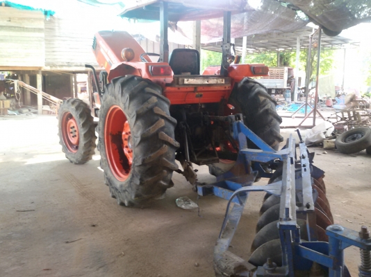 รถไถคูโบต้าM5000 มีไบมีดตราช้าง1อันผาน7หลัง1อันเดิมๆ พร้อมไช้งาน ขายใน ราคา338000บาท รถอยู่วังบัว คลองขลุง กำแพงเพชร สนใจสอบุถามได้ที่081 3655997 อำพร พาเจริญ ราคาต่อรองได้อีกนะครับ รถไถคูโบต้าM5000 มีไบมีดตราช้าง1อันผาน7หลัง1อันเดิมๆ พร้อมไช้งาน ขายใน ราคา338000บาท รถอยู่วังบัว คลองขลุง กำแพงเพชร สนใจสอบุถามได้ที่081 3655997 อำพร พาเจริญ ราคาต่อรองได้อีกนะครับ