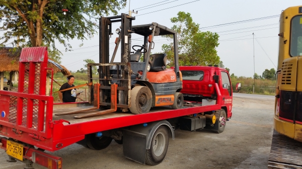 ส่งแล้วรถยก TOYOTA 6FGยก2.0ตันเสาสูง3เมตรยางตันใหม่หน้าหลังรถนอกนำเข้ายังไม่เคยใช้งานในเมืองไทยเลย=รุ่นใหม่ขาย