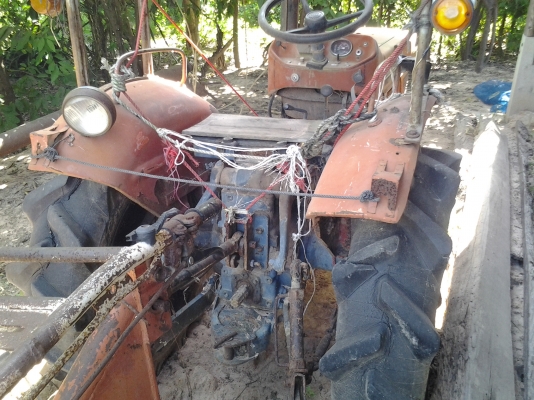 ขายตามสภาพรถไถ18เครืองติดปกติมีพาน5