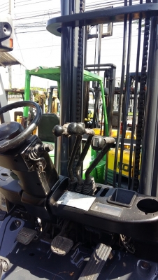 รถยกฟอร์คลิฟท์ Forklift TOYOTA 8FD30 ดีเซล เกียร์ออโต้  ขนาด 3.0 ตัน