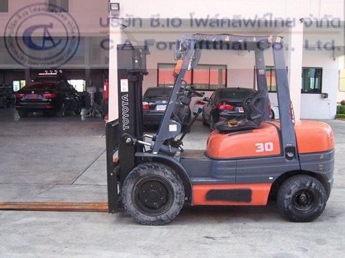 ขาย รถโฟล์คลิฟท์ TOYOTA รุ่น 6FG30