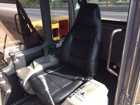 ขายรถแบคโฮ KOMATSU PC60-7 สภาพสวยพร้อมใช้ นำเข้าจากญี่ปุ่น มีVDOการทำงานครับ ขายรถแบคโฮ KOMATSU PC60-7 สภาพสวยพร้อมใช้ นำเข้าจากญี่ปุ่น มีVDOการทำงานครับ