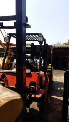 รถยกฟอร์คลิฟท์ Forklift TOYOTA 4FD20 ดีเซล เกียร์ครัชท์ ยกสูง 4.30 เมตร รถยกฟอร์คลิฟท์ Forklift TOYOTA 4FD20 ดีเซล เกียร์ครัชท์ ยกสูง 4.30 เมตร