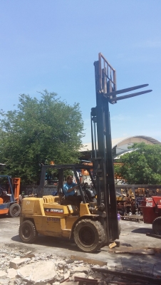 รถยกฟอร์คลิฟท์ Forklift CATERPILLER  ดีเซล เกียร์ออโต้  4.5 ตัน