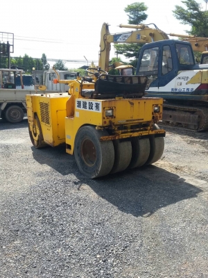 รถบด SAKAI TW41 รถบด SAKAI TW41