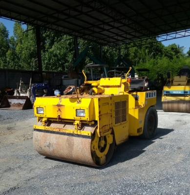 รถบด SAKAI TW41 รถบด SAKAI TW41