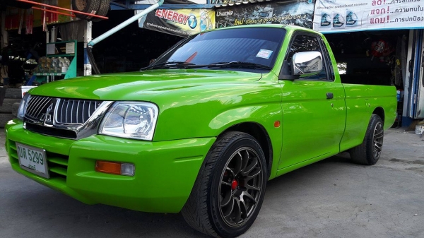 ขายมิตซูบิชิสตาด้าตอนเดียว เครื่องดีเซล 2.5 พวงมาลัยธรรมดา เครื่องดี แชสซีส์สวย แอร์เย็น 95000 งดต่อรองราคา