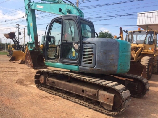 ขายรถแบคโฮ KOBELCO SK135SR YY04  ปี2007 สภาพสวยพร้อมใช้งาน รถนอกนำเข้าจากญี่ปุ่น มีVDOการทำงานครับ