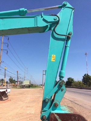 ขายรถแบคโฮ KOBELCO SK135SR YY04  ปี2007 สภาพสวยพร้อมใช้งาน รถนอกนำเข้าจากญี่ปุ่น มีVDOการทำงานครับ