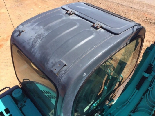 ขายรถแบคโฮ KOBELCO SK135SR YY04  ปี2007 สภาพสวยพร้อมใช้งาน รถนอกนำเข้าจากญี่ปุ่น มีVDOการทำงานครับ