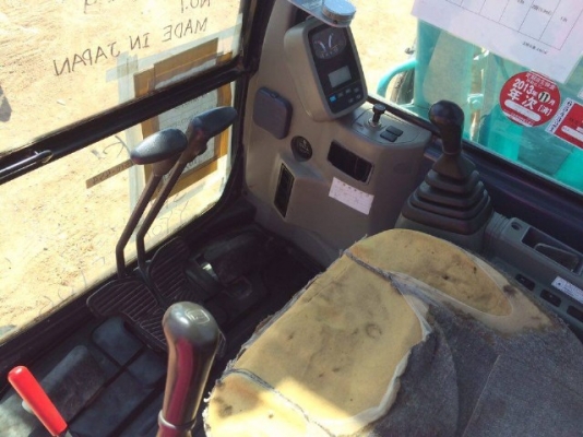 ขายรถแบคโฮ KOBELCO SK135SR YY04  ปี2007 สภาพสวยพร้อมใช้งาน รถนอกนำเข้าจากญี่ปุ่น มีVDOการทำงานครับ