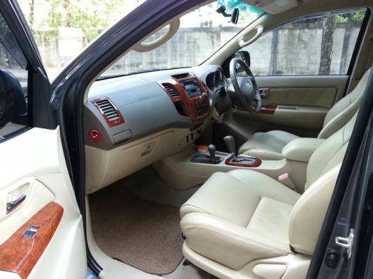 TOP 3.0V 4X4 AUTO 2007 ปลายปีิ เจ้าของขายเอง TOP 3.0V 4X4 AUTO 2007 ปลายปีิ เจ้าของขายเอง