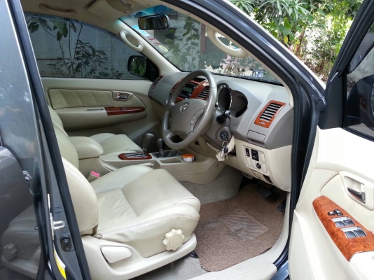 TOP 3.0V 4X4 AUTO 2007 ปลายปีิ เจ้าของขายเอง TOP 3.0V 4X4 AUTO 2007 ปลายปีิ เจ้าของขายเอง