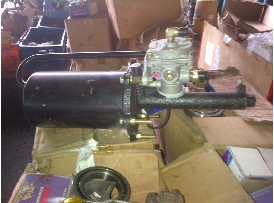 ขายหม้อลมเบรคใหญ่ซาลาเปา 2800 บาท โทร 0906208746   0920976322