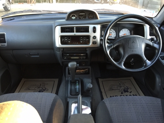 ขาย MITSUBISHI G-WAGON 4WD ขาย MITSUBISHI G-WAGON 4WD