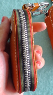 กระเป๋าหนังแท้สำหรับใส่กุญแจรถยนต์ กุญแจบ้าน