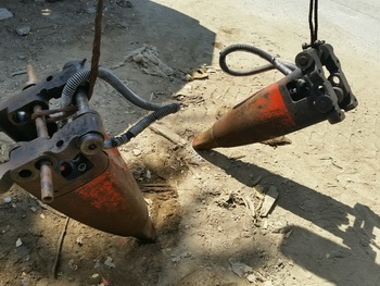 หัวเจาะ หัวกระแทก ปูน คอนกรีต เบรคเกอร์ สำหรับรถขุด แบคโฮ PC่ 20-30-40 เจาะกระแทกแรง รุ่นใหม่ พร้อมใช้