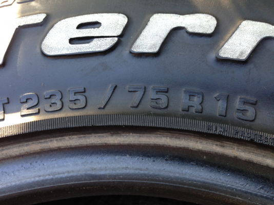 ยาง BF goodrich 235 75 15 ดอกเต็ม พร้อมใช้งาน ราคาไม่แพง