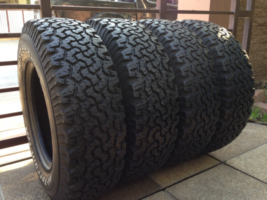 ยาง BF goodrich 235 75 15 ดอกเต็ม พร้อมใช้งาน ราคาไม่แพง