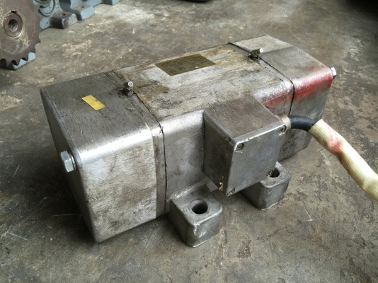 Sell> ขายมอเตอร์เขย่า ของดีมีคุณภาพ มาจากเยอรมันนี Germany ขนาด 1 แรงม้า ไฟ 380V. ใช้งานได้ทันที