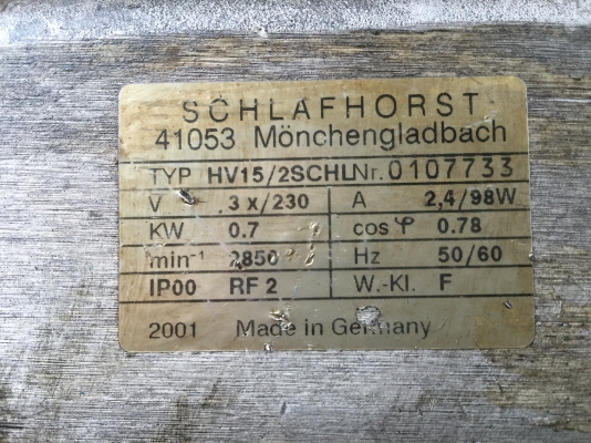 Sell> ขายมอเตอร์เขย่า ของดีมีคุณภาพ มาจากเยอรมันนี Germany ขนาด 1 แรงม้า ไฟ 380V. ใช้งานได้ทันที