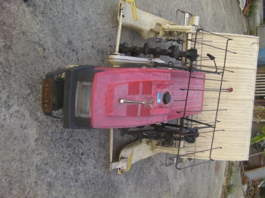 รถดำนา4แถว yanma ตามสภาพเก่าญี่ปุ่นรุ่น YB450 พร้อมใช้งาน ราคา23,000บาท