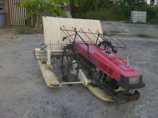 รถดำนา4แถว yanma ตามสภาพเก่าญี่ปุ่นรุ่น YB450 พร้อมใช้งาน ราคา23,000บาท