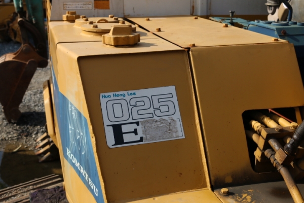 ขายถูกๆ Komatsu PC40-3