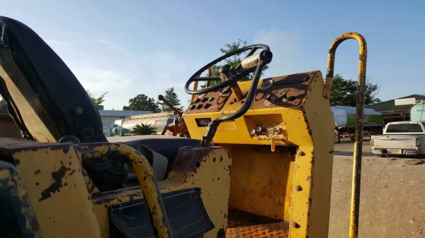 ขาย รถบดสั่นสะเทือน 4X4 BOMAG BW 213 เอกสารใบอินวอยซ์ รถสวยพร้อมใช้ ราคาต่อรองได้ครับ ขาย รถบดสั่นสะเทือน 4X4 BOMAG BW 213 เอกสารใบอินวอยซ์ รถสวยพร้อมใช้ ราคาต่อรองได้ครับ