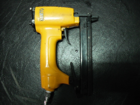 ขายปืนยิงแม็ก