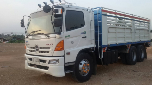 HINO.เมกก้า10ล้อเพลาเดียว.ปี56.เครื่อง260.6,30เมตร.มือ1ออกห้าง.สภาพสวยพร้อมใช้----