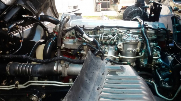 HINO.เมกก้า10ล้อเพลาเดียว.ปี56.เครื่อง260.6,30เมตร.มือ1ออกห้าง.สภาพสวยพร้อมใช้----