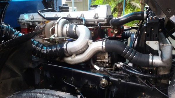 HINO.เมกก้า10ล้อเพลาเดียว.ปี56.เครื่อง260.6,30เมตร.มือ1ออกห้าง.สภาพสวยพร้อมใช้----