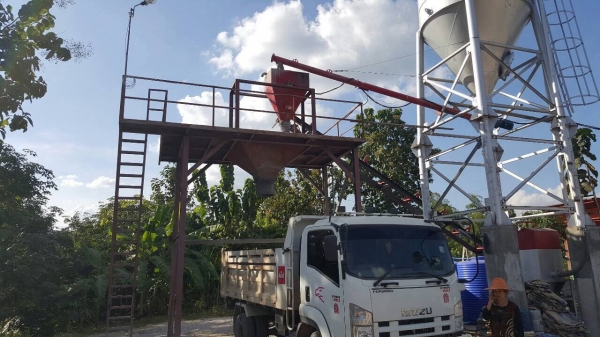 ขายแพนท์ปูนพร้อมใช้ครบชุด แบบแห้งนะครับ ราคาคุยกันได้ ขายแพนท์ปูนพร้อมใช้ครบชุด แบบแห้งนะครับ ราคาคุยกันได้