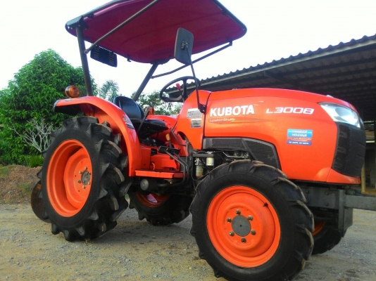 ขายรถไถ KUBOTA L3008 แถมผานหลัง 1ชิ้น(ถ้าติดดันหน้ามือสองเพิ่ม 20,000) ทะเบียนพร้อมโอน รถใช้งานมาน้อย 386ชม. รถสวยสภาพเดิมๆ พร้อมใช้งาน รถอยู่ อ.แกลง จ.ระยอง สอบถาม 0818618678,0899347475 มีรถขนส่งบริการทั่วประเทศไทย ร้าน DC Tractor Rayong  https://web.fac