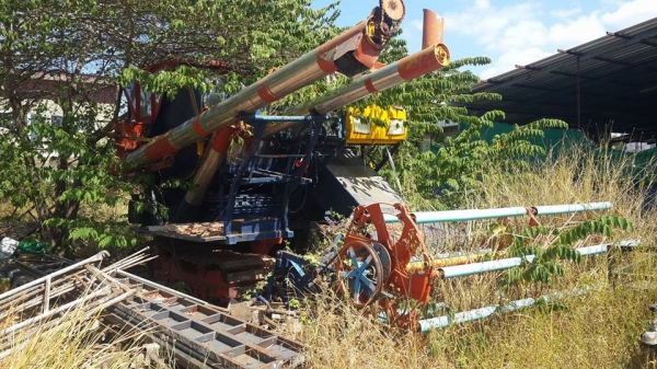 ขายตามสภาพรถเกี่ยวข้าว เครื่อง185โบว์ ช่วงล่าง10ปั๊มไดกิ้น22 สภาพติดได้เกี่ยวได้เช็คระบบ อุ้ม2ตัน