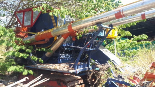 ขายตามสภาพรถเกี่ยวข้าว เครื่อง185โบว์ ช่วงล่าง10ปั๊มไดกิ้น22 สภาพติดได้เกี่ยวได้เช็คระบบ อุ้ม2ตัน